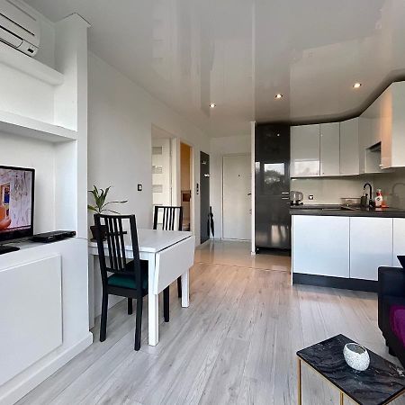 Sasi - Cozy Apartment For 6 People In Centre Varsó Kültér fotó