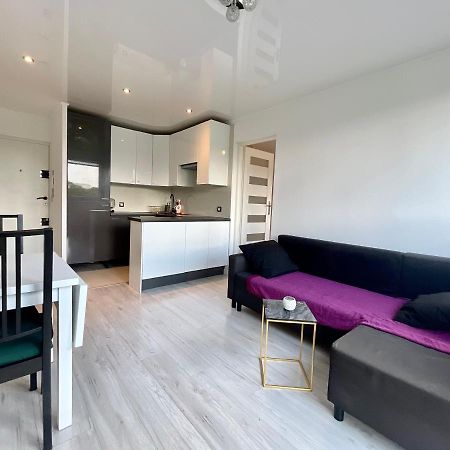 Sasi - Cozy Apartment For 6 People In Centre Varsó Kültér fotó